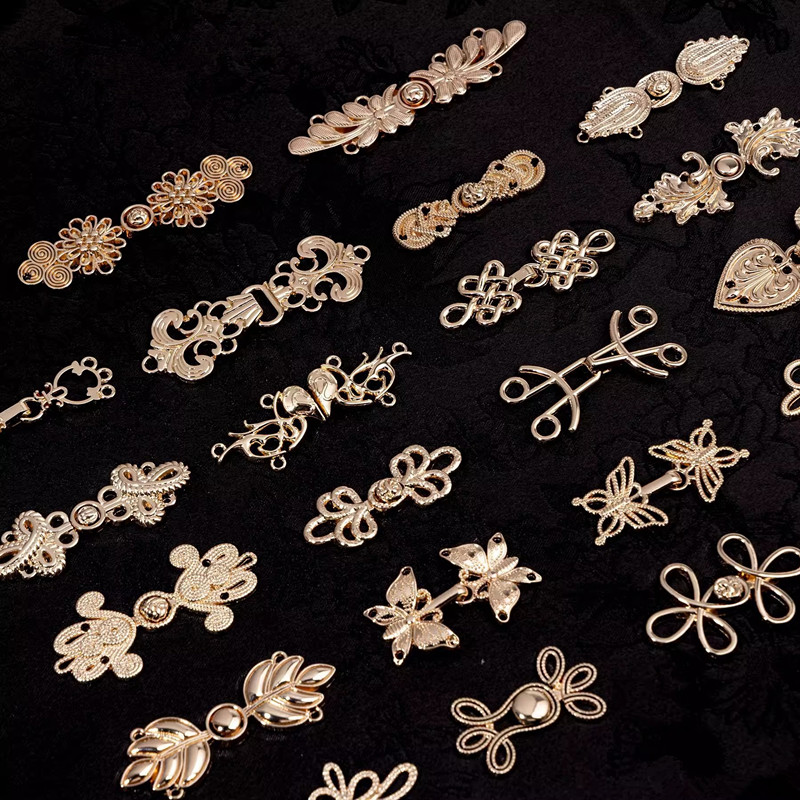 5pcs Retro Metal Button Sweate - Flower Frog Pin 评论和价格