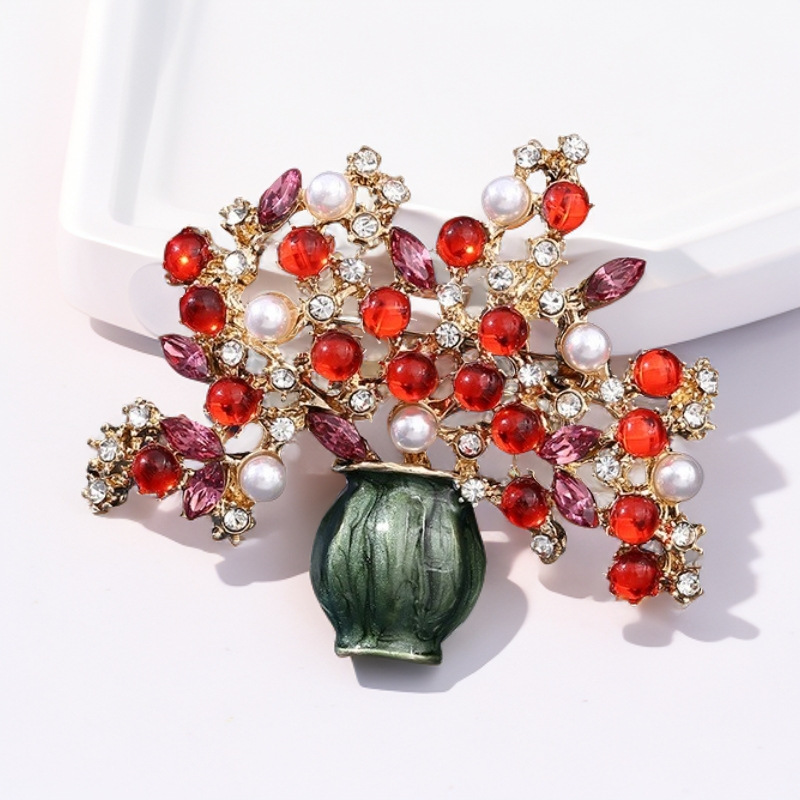 Vintage Animal Brooch Dog Cat  - Flower Frog Pin 评论和价格